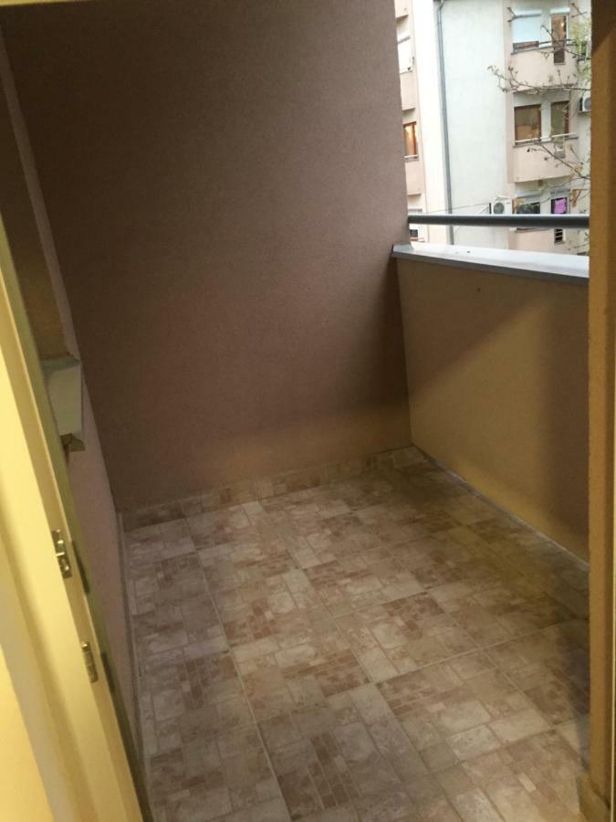 Appartement Stan Na Dan Centar à Šabac Extérieur photo